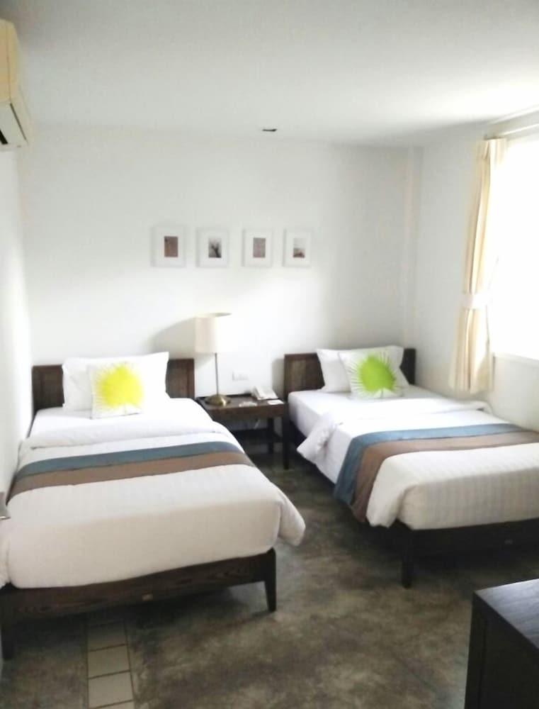 Nishaville Resort Prachuap Khiri Khan Exterior photo